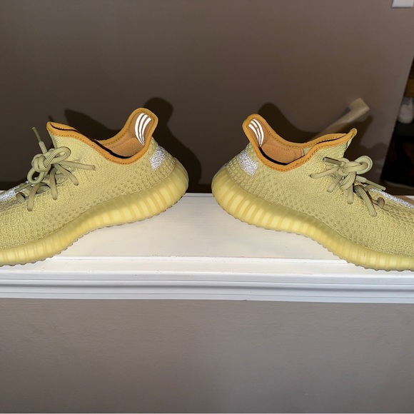 Yeezy V2 “Marsh” - Picture 4 of 7